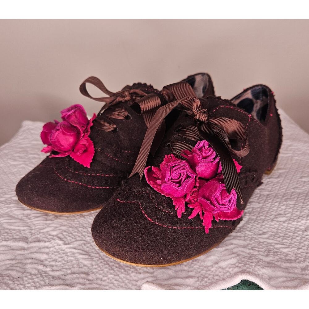 Irregular Choice Femme Brown Lace Up Flats Shoes, Sz 7, With Box